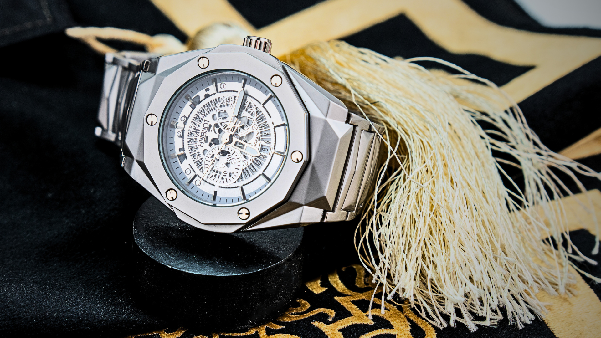 Luxury Timepieces, <br>No Compromise